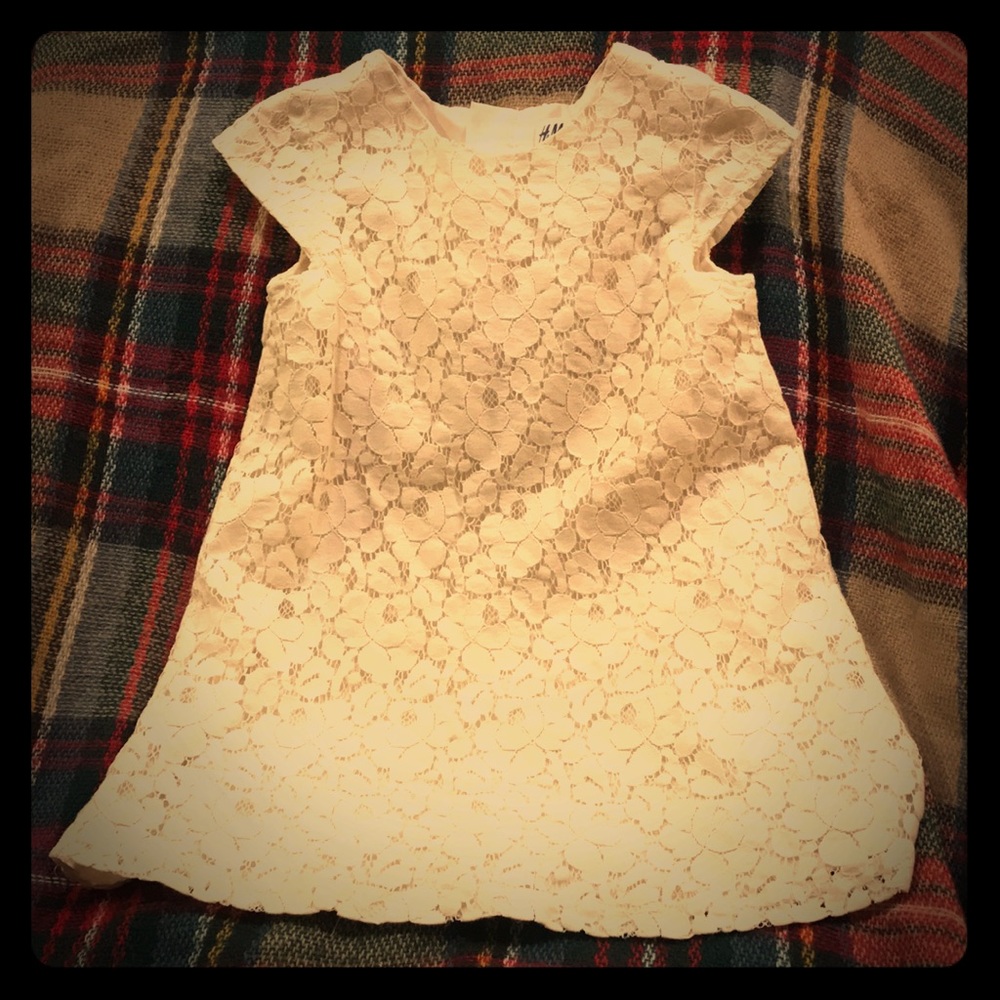 Cute dress!